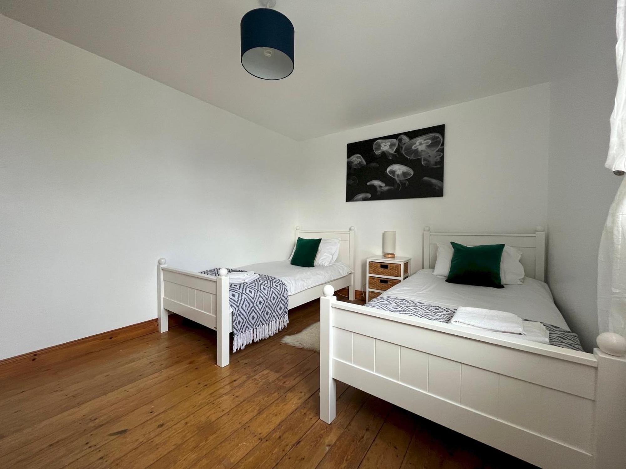 Spacious Home Sleeps 6 Short Walk To Port Isaac Village & Stunning Views 외부 사진