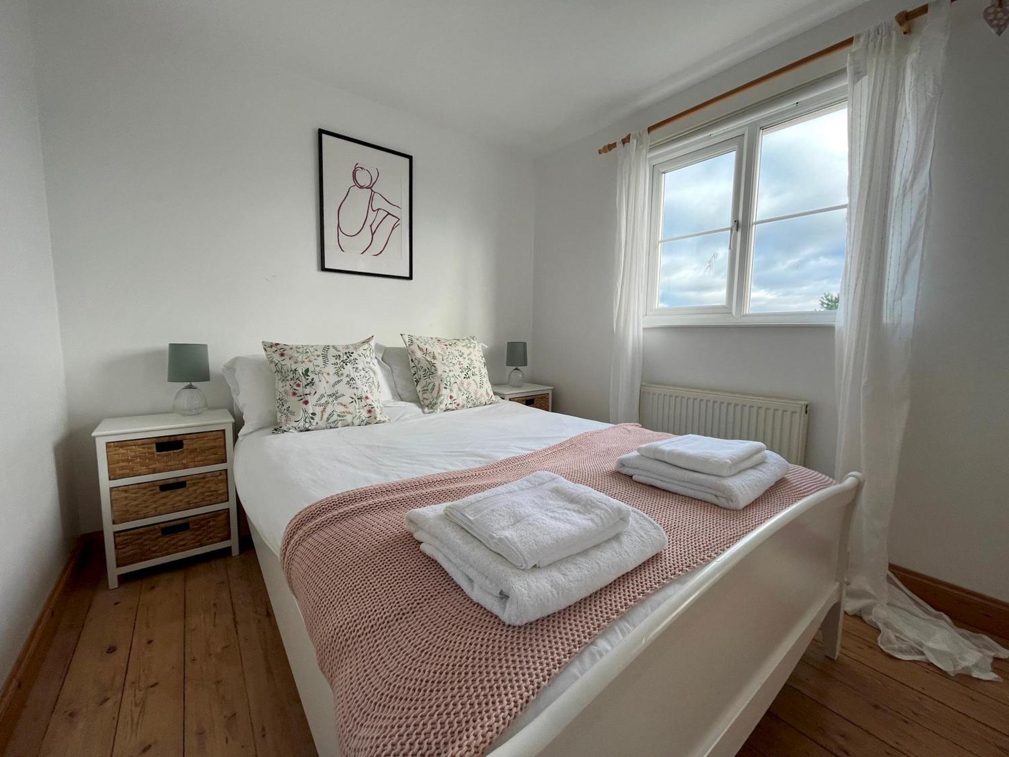 Spacious Home Sleeps 6 Short Walk To Port Isaac Village & Stunning Views 외부 사진