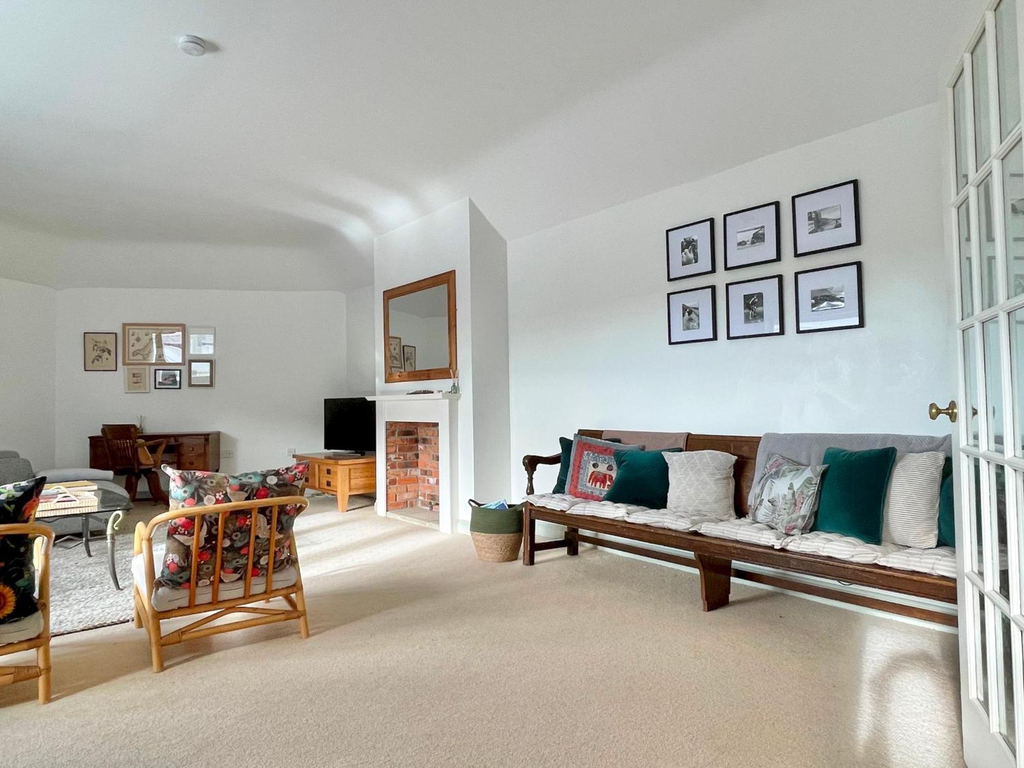 Spacious Home Sleeps 6 Short Walk To Port Isaac Village & Stunning Views 외부 사진
